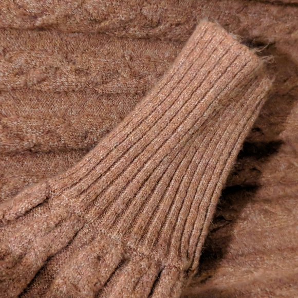 NWOT PINK ROSE - Picture 3 of 8